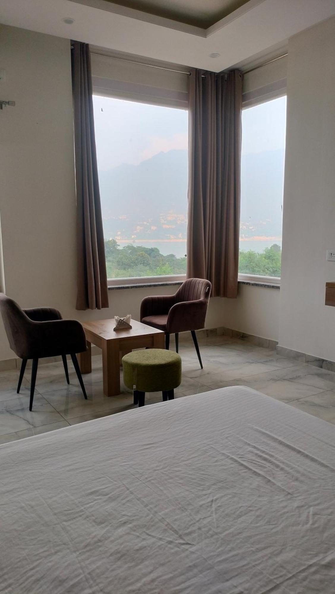 Govind Sagar View Hotel & Restaurant Bilaspur  Esterno foto