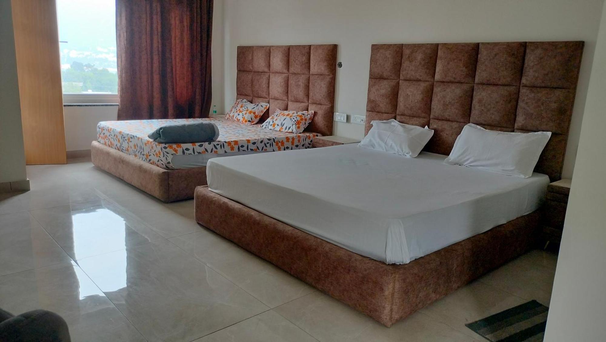 Govind Sagar View Hotel & Restaurant Bilaspur  Esterno foto